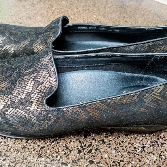 Dansko Olivia Bronze Snake Leather loafers - Picture 4 of 8